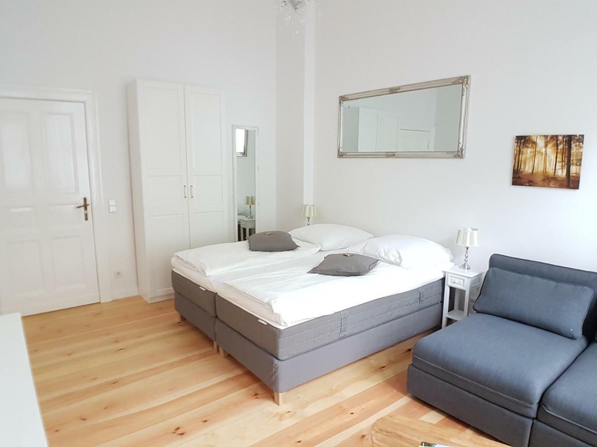 Lang Re By Rockchair Apartments L Superhost Status L 2 Bedrooms Boxspringbeds In City Center - Cozy Family & Business Flair Welcomes You! Berlin Exteriör bild
